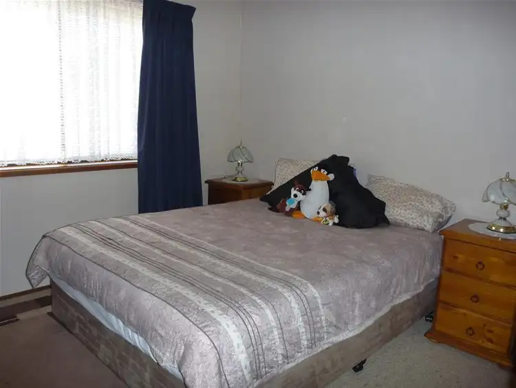Fifth view of Homely unit listing, 1/4 Drinnan Close, Surf Beach NSW 2536