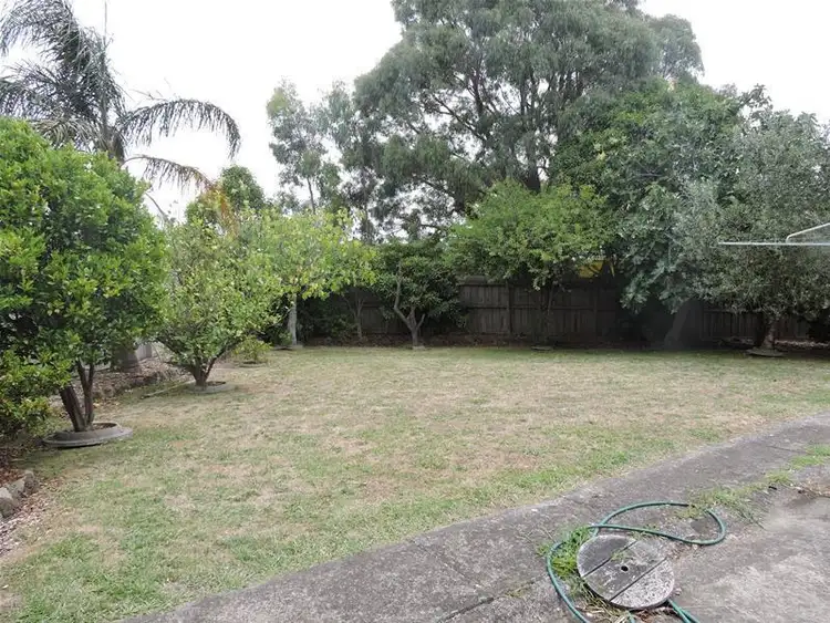 Seventh view of Homely house listing, 11 Castlecrag Close, Endeavour Hills VIC 3802