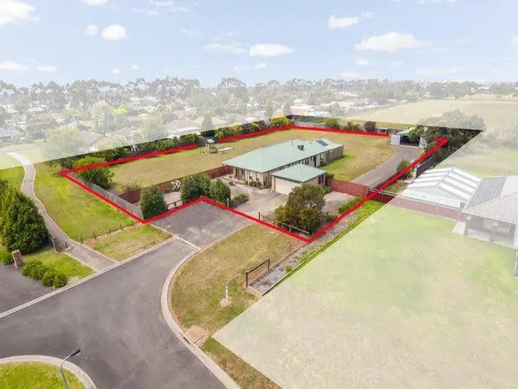 Seventh view of Homely house listing, 50 Nossal Crt, Lara VIC 3212