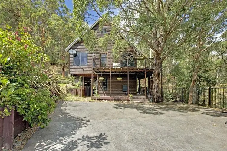 25 Gelfius Crescent, Macquarie Hills NSW 2285