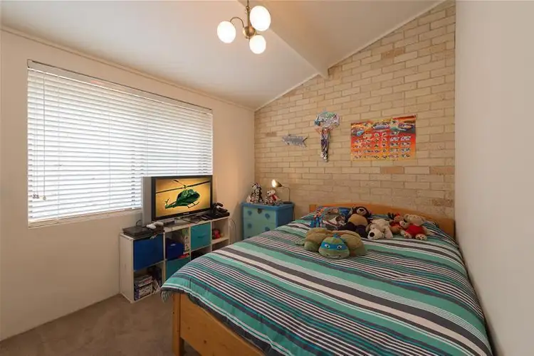 Fifth view of Homely house listing, 3 Kerr Close, Narraweena NSW 2099