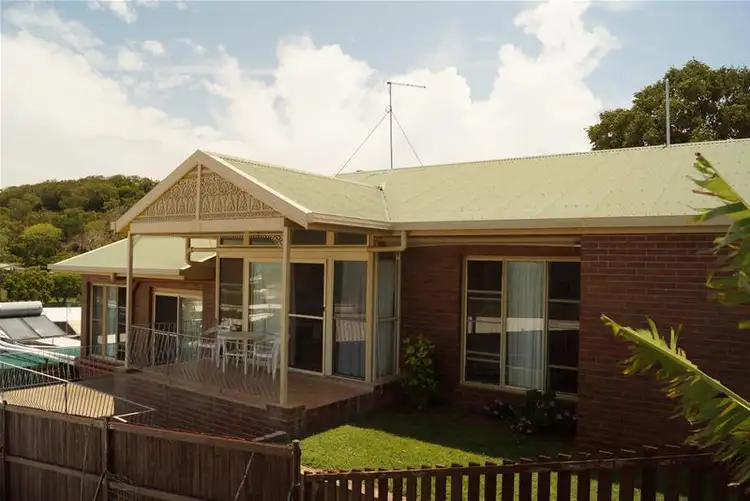 Second view of Homely house listing, 6 Garnham Court, Greenhill Beach, Ilbilbie QLD 4738