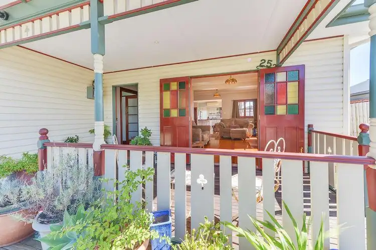 25 blantyre Avenue, Chelsea VIC 3196