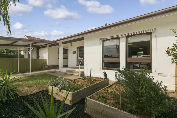 2/16 Osterley Terrace, Seacliff Park SA 5049