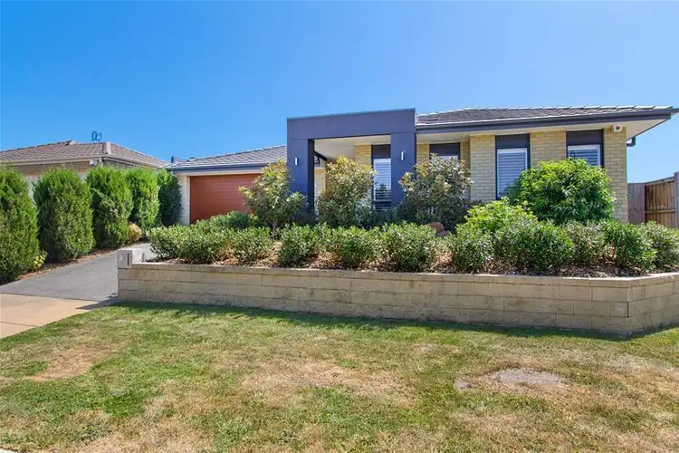 4 Windmill Parade, Mount Martha VIC 3934