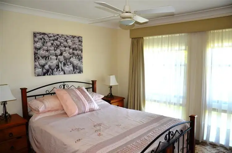 Fifth view of Homely house listing, 17 Walana Crescent, Kooringal NSW 2650