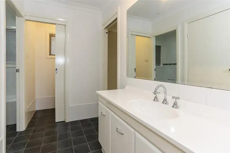 Fourth view of Homely house listing, 7 Natalie Close, Tenambit NSW 2323