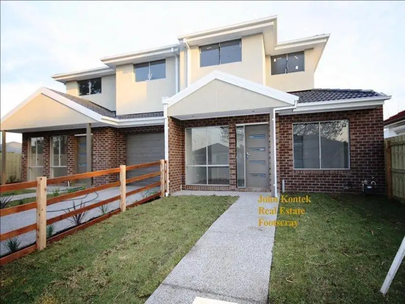 Main view of Homely townhouse listing, 2/1 Adelaide Street, St Albans VIC 3021