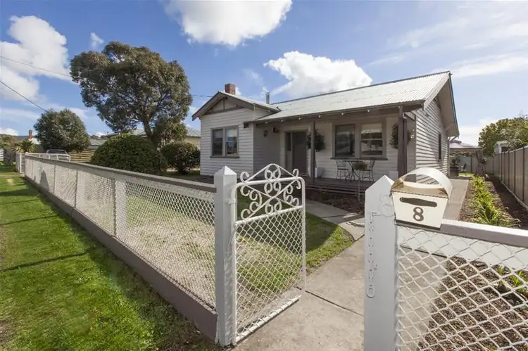 8 McLean Street, Ararat VIC 3377