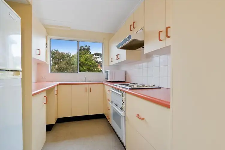 Second view of Homely unit listing, 5/5 Clarence Avenue, Dee Why NSW 2099