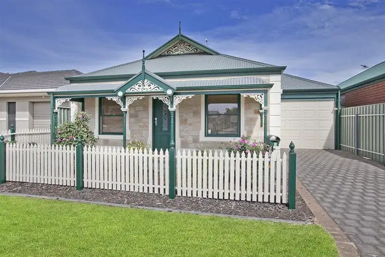 15 Cormorant Way, Mawson Lakes SA 5095