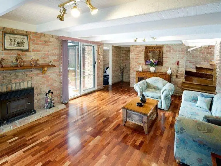 1 Manuela Terrace, Ringwood North VIC 3134