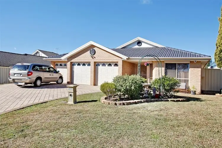 15 Watson Road, Mount Annan NSW 2567