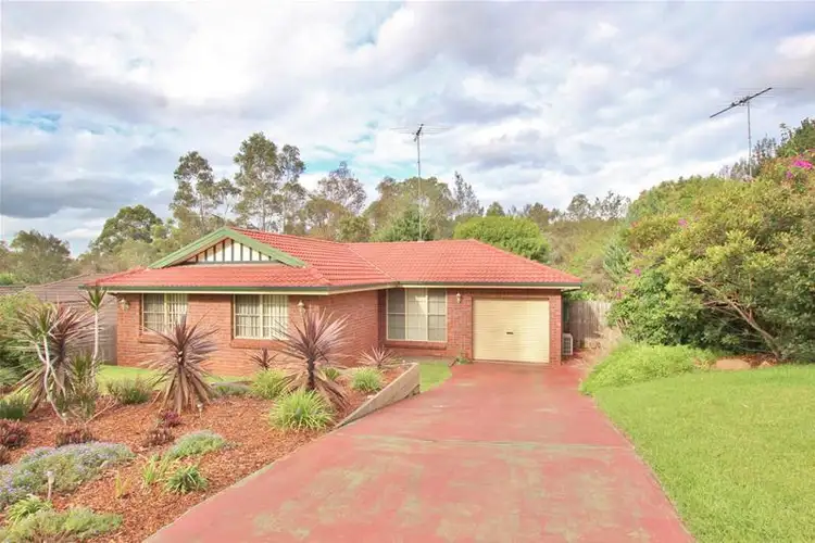 8 Mary Anne Close, Mount Annan NSW 2567
