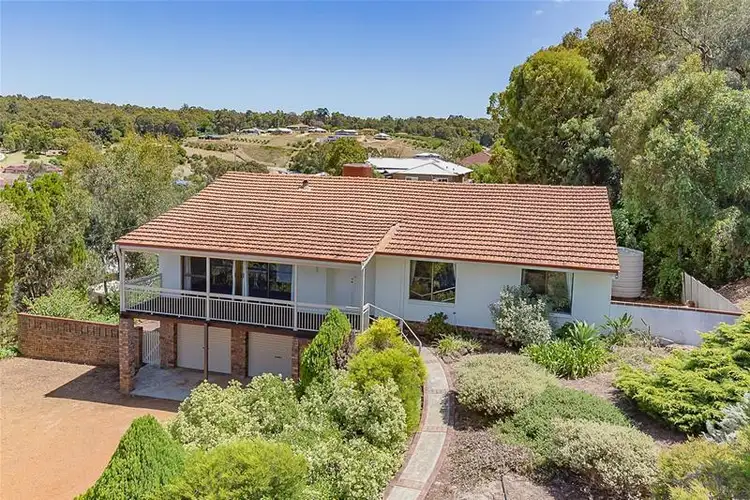 17 Russelia Way, Roleystone WA 6111
