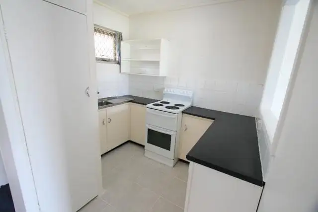 Fourth view of Homely townhouse listing, 11/27-29 Tarcoola Crescent, Chevron Island QLD 4217