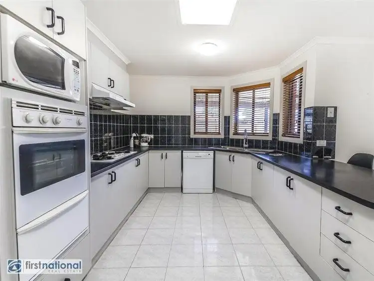 Seventh view of Homely house listing, 14 Simpson Court, Meadow Heights VIC 3048