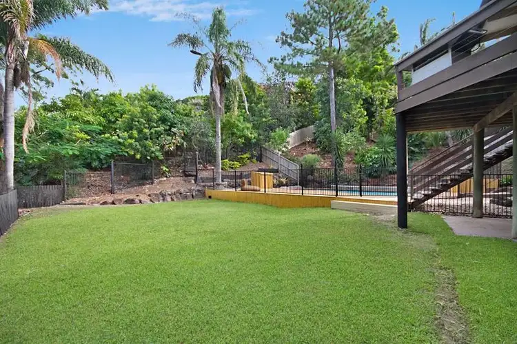 Third view of Homely house listing, 7 Attadale Court, Elanora QLD 4221