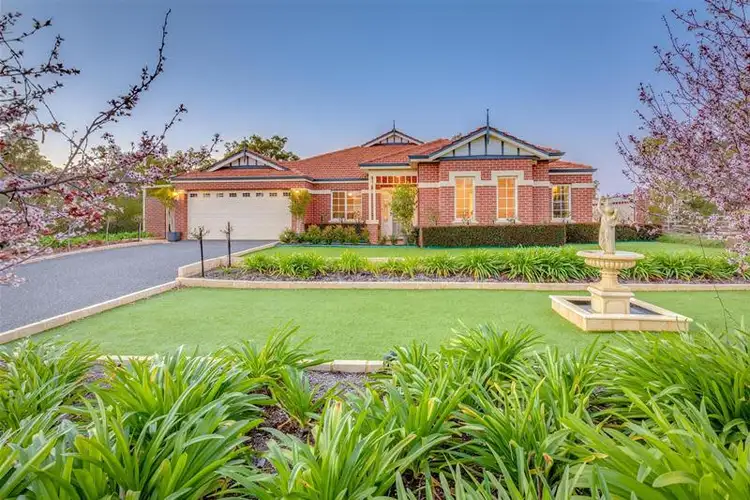 12 Kilfoyle Rise, Bedfordale WA 6112