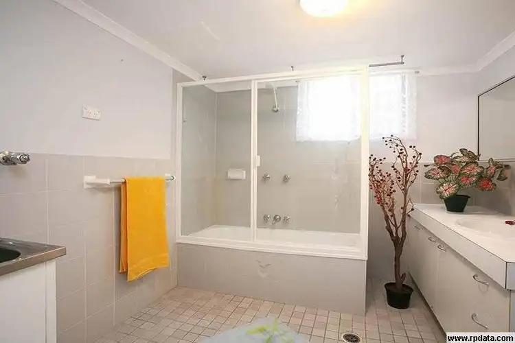 Sixth view of Homely unit listing, 2/6 Brooke Avenue, Palm Beach QLD 4221