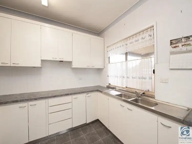 Third view of Homely house listing, 262 Lowry Street, Albury NSW 2640