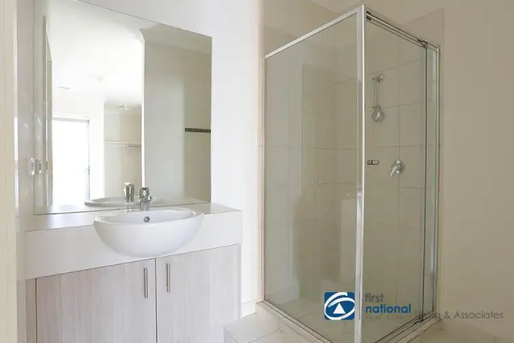Fifth view of Homely house listing, 32 Birchmore Circuit, Truganina VIC 3029