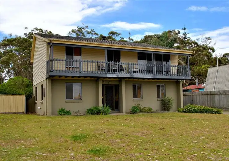 42 Quay Road, Callala Beach NSW 2540