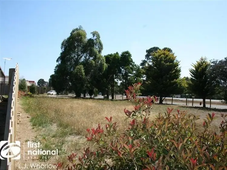27 Main Street, Romsey VIC 3434