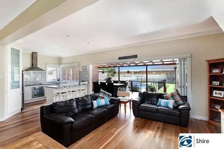19 Tea Gardens, Kirrawee NSW 2232