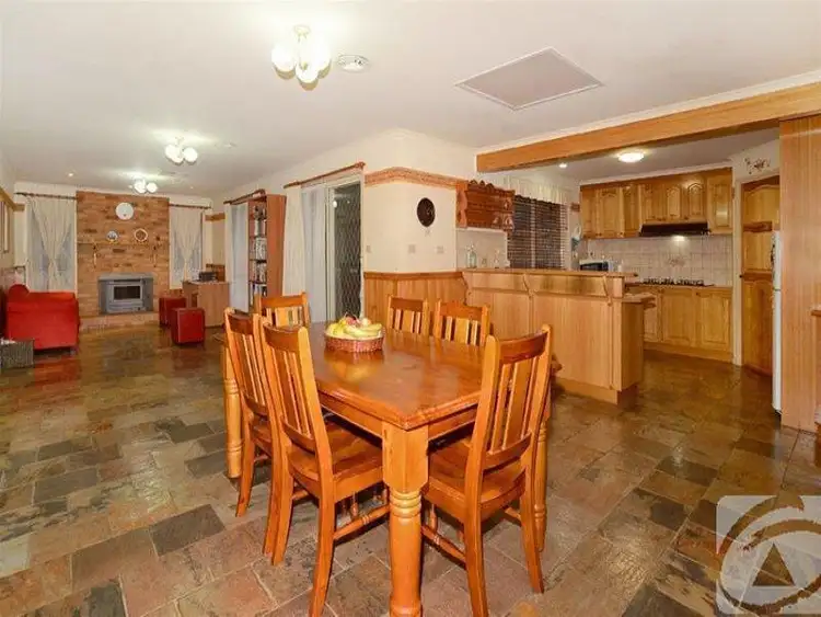Fifth view of Homely house listing, 9 Delbridge Drive, Sydenham VIC 3037