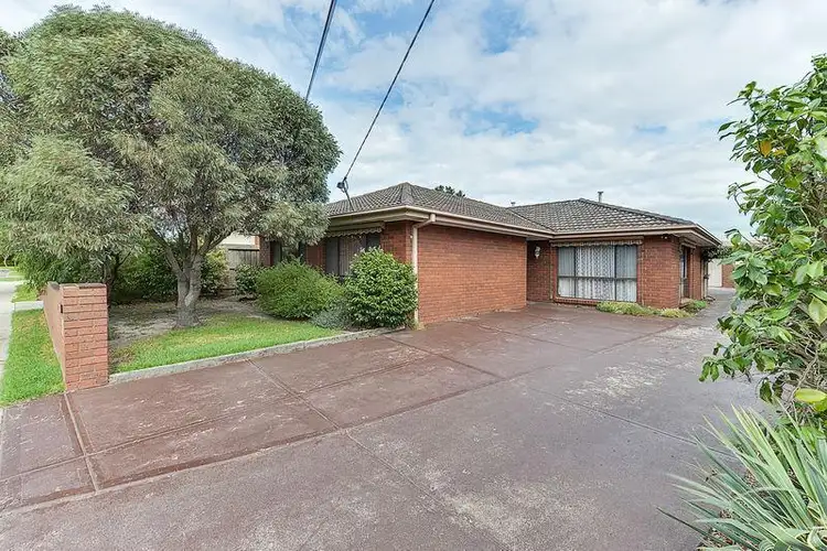 34 Hughes Avenue, Edithvale VIC 3196