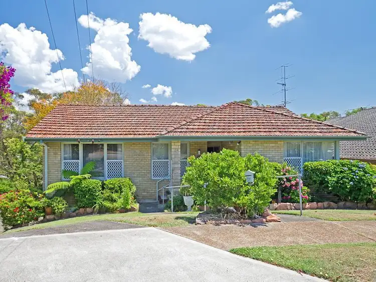 34 Madison Drive, Adamstown Heights NSW 2289