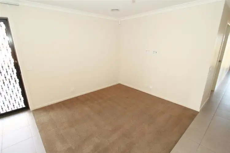 Seventh view of Homely house listing, 10 Split Rock Drive, Brookfield VIC 3338