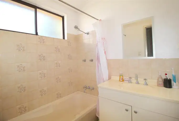 Seventh view of Homely house listing, 4/114A Moran Street, Boulder WA 6432