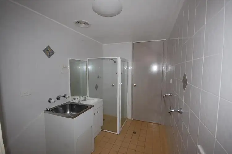 Sixth view of Homely apartment listing, 3/1a Joyes  Place, Tolland NSW 2650