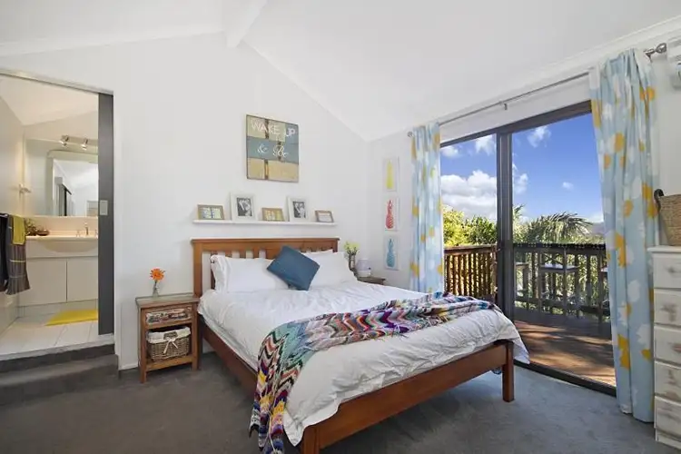 Sixth view of Homely house listing, 7 Doubleview Drive, Elanora QLD 4221