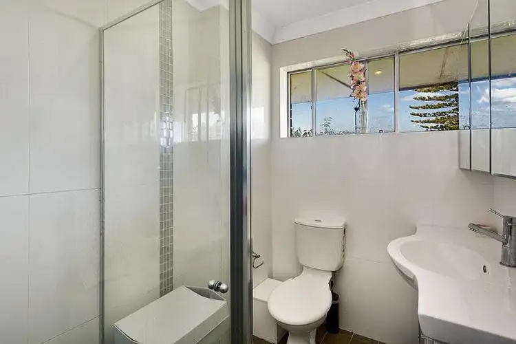 Fourth view of Homely apartment listing, 9/29 Redman Road, Dee Why NSW 2099