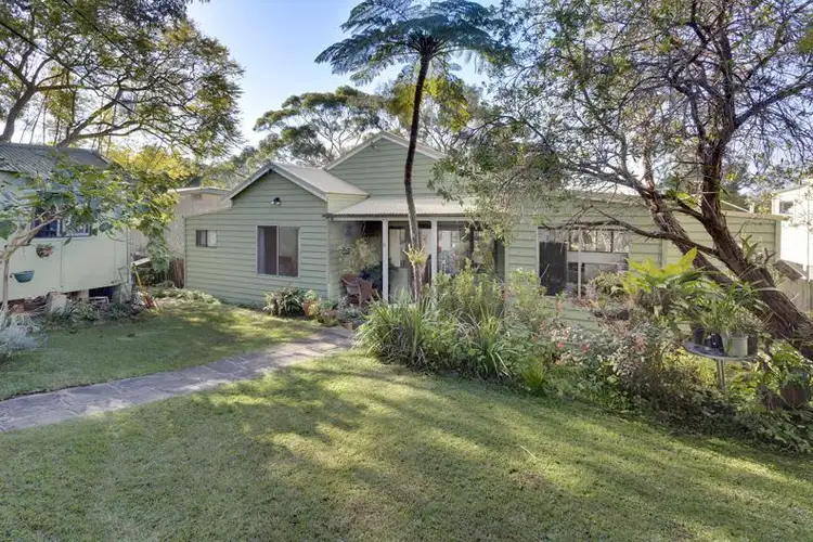 1 Taiyul Road, North Narrabeen NSW 2101