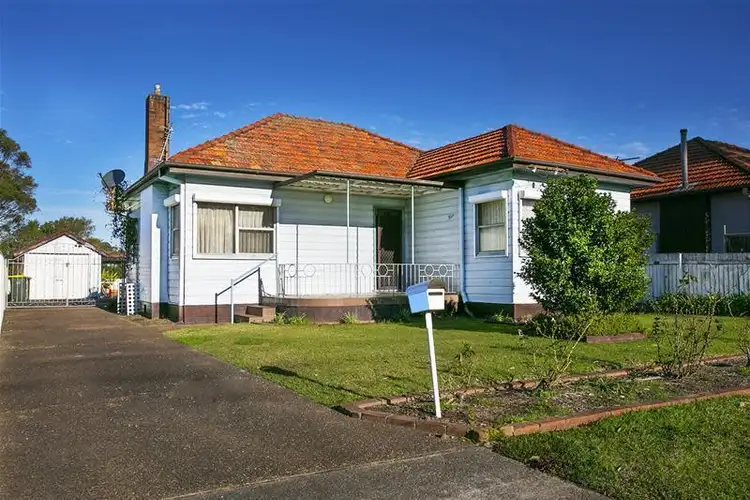 100 Lonus Avenue, Whitebridge NSW 2290