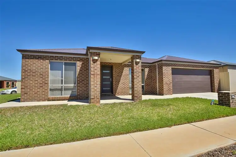 30 Oasis Boulevard, Mildura VIC 3500