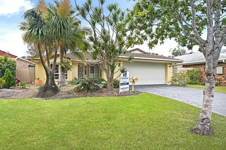 9 Baumea Court, Elanora QLD 4221