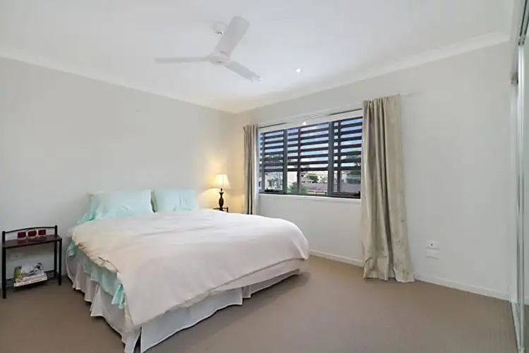 Sixth view of Homely unit listing, 2/25 Brooke Avenue, Palm Beach QLD 4221