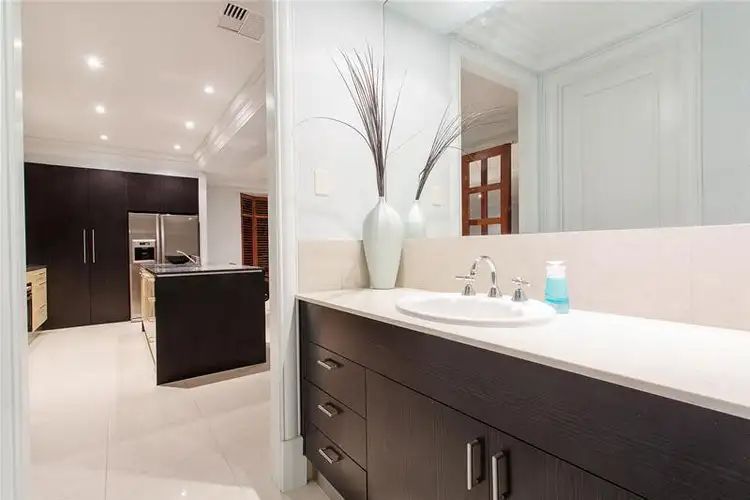 Fifth view of Homely house listing, 2 Medallion Drive, Grange SA 5022