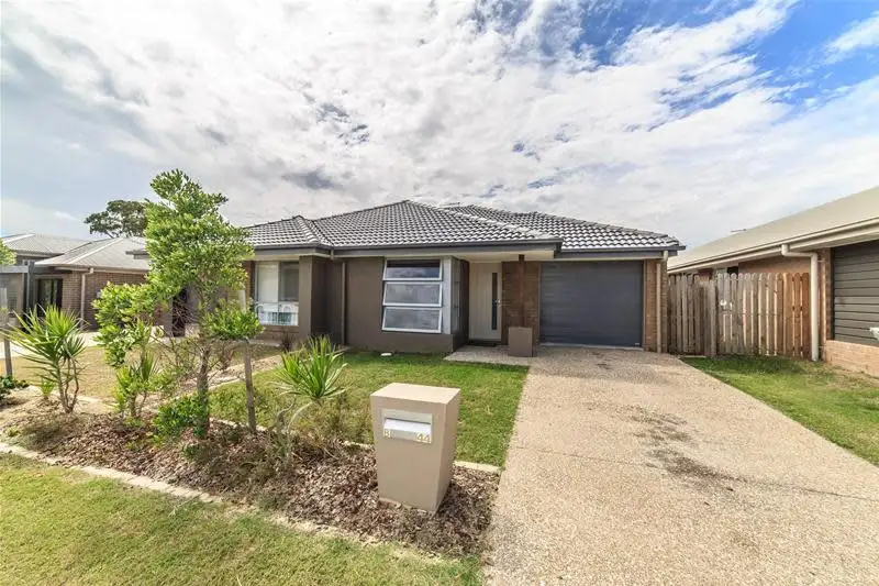 Main view of Homely unit listing, 2/44 Denham Circuit, Willow Vale QLD 4209