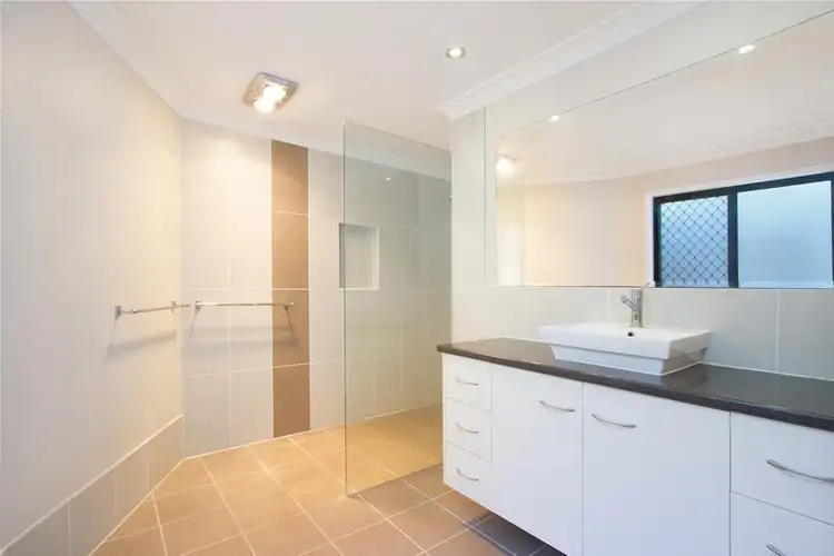 6 Gills Close, Rochedale South QLD 4123