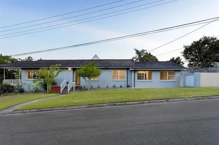 1 Kildare Grove, Killarney Heights NSW 2087