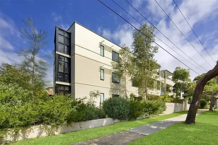 Main view of Homely unit listing, 6/22 Westminster Avenue, Dee Why NSW 2099