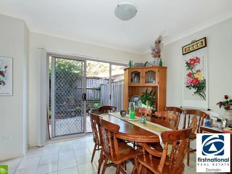 16/4A Tallegalla Street, Unanderra NSW 2526