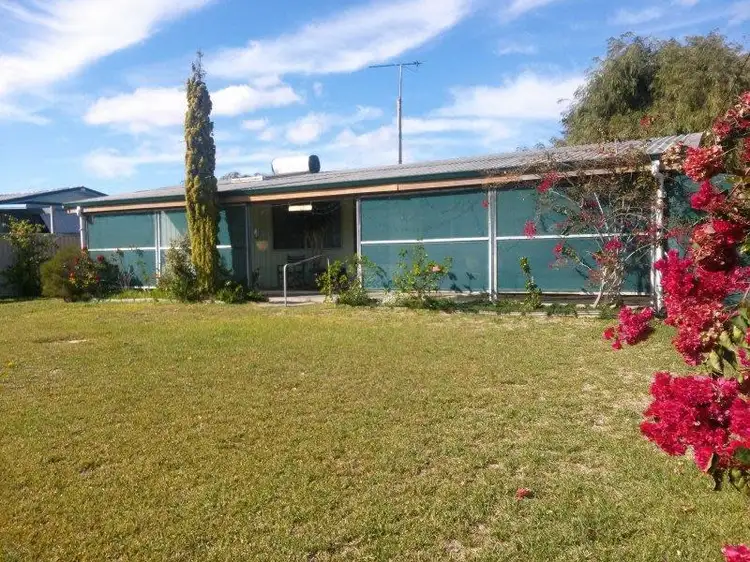 15 HAWAII Road, Jurien Bay WA 6516