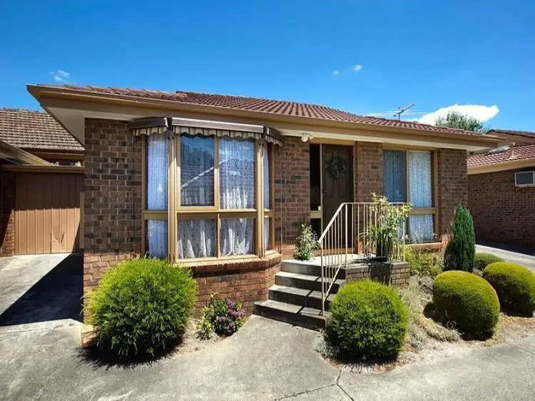 2/7 Pearwood Street, Ringwood VIC 3134